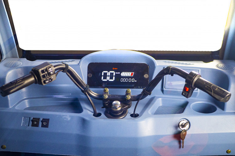 Грузовой электрический трицикл Rutrike КАРГО Кабина Дуал в Краснодаре