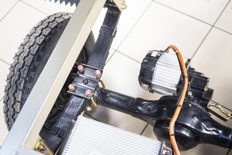 Грузовой электротрицикл Rutrike КАРГО Кабина 1500 в Краснодаре