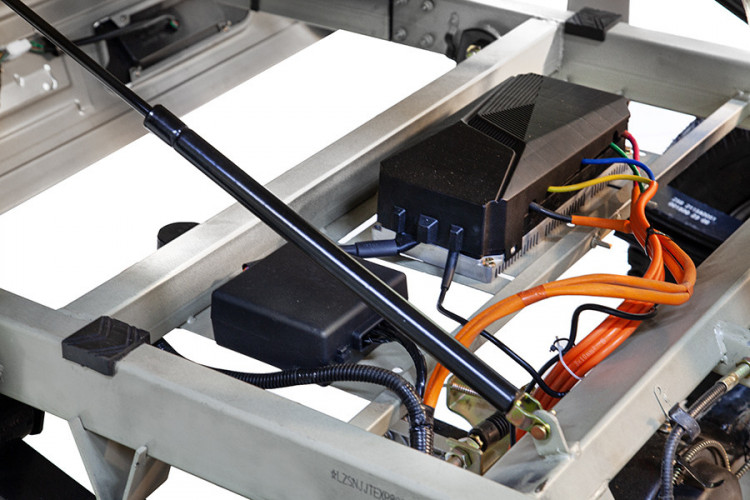 Грузовой электротрицикл Rutrike Эксперт ПРО Плюс 2200 в Краснодаре